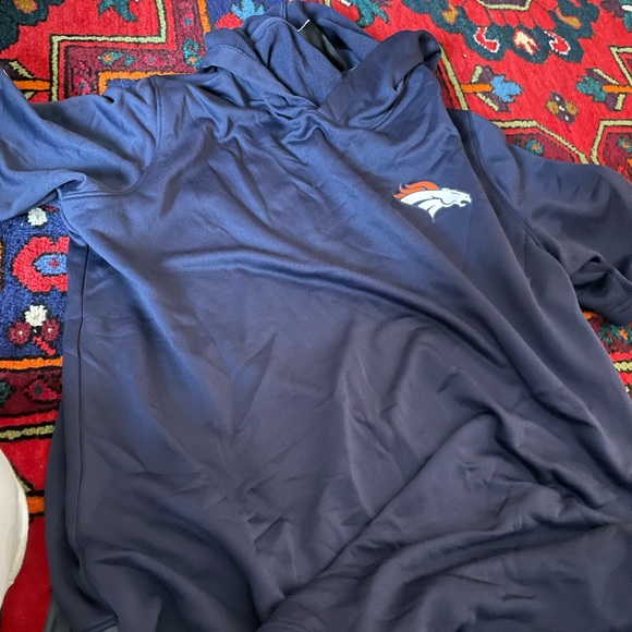 UnderArmour and champion sports T-shirts - Picture 2 of 12